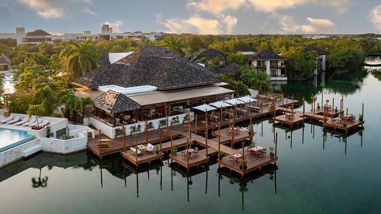 La Laguna offers dining with a view of the canals.