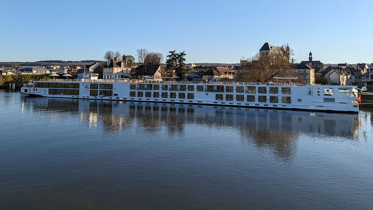 Viking Skaga docked on the Seine.