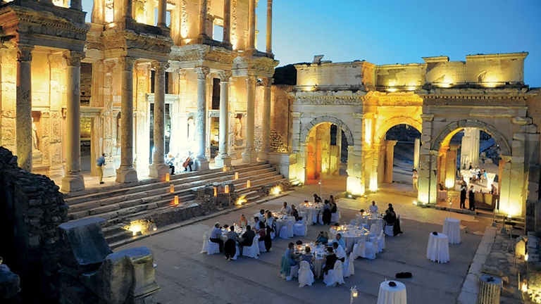 Windstar offers a memorable dining experience in Kusadasi, Turkey.